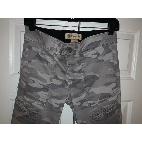 Democracy “AB” solution gray camouflage mid rise skinny jeans size 4 - Picture 2 of 6